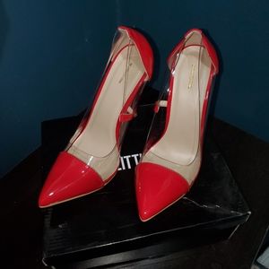 Red pumps